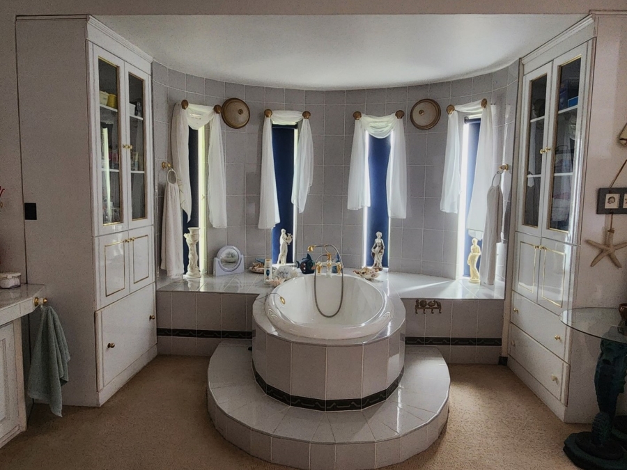 4 Bedroom Property for Sale in Keidebees Northern Cape